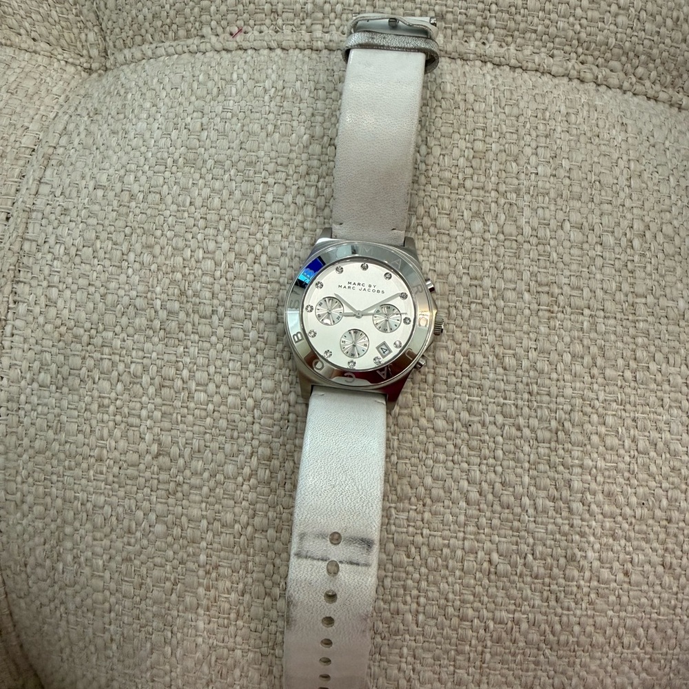 Marc by Marc Jacobs Silver-Tone White Leather Chronograph Watch - Picture 2 of 3